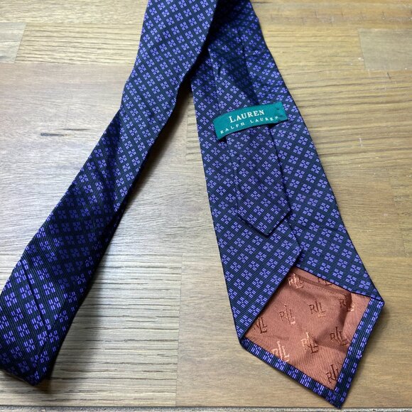 5 For $29 Mystery Tie Bundle (FREE SHIPPING) - Picture 9 of 16